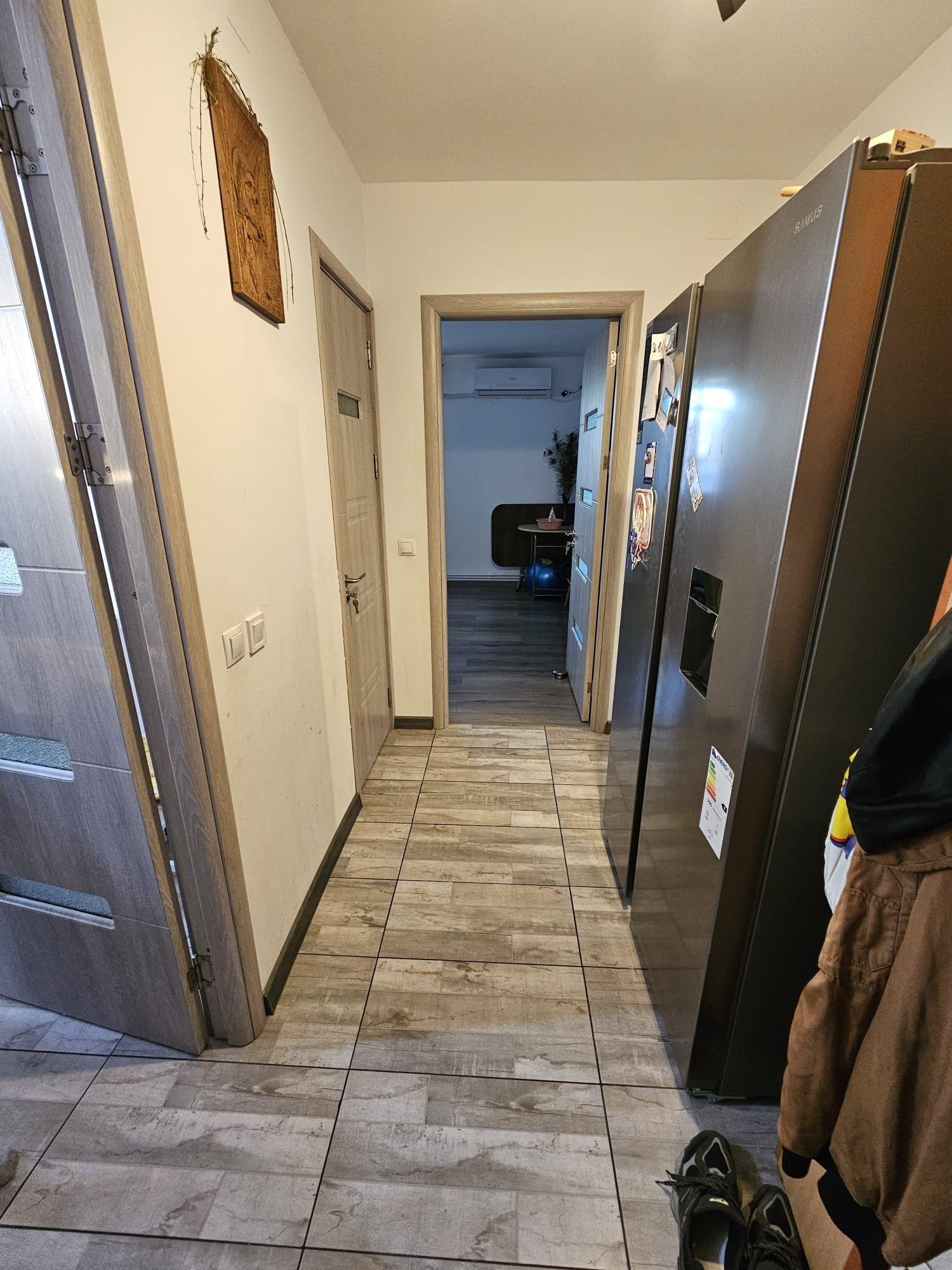 Apartament 3 camere, 68 mp, etaj 4 cu panoramă deosebită, Trivale Complex 2, complet renovat 105.000 € negociabil