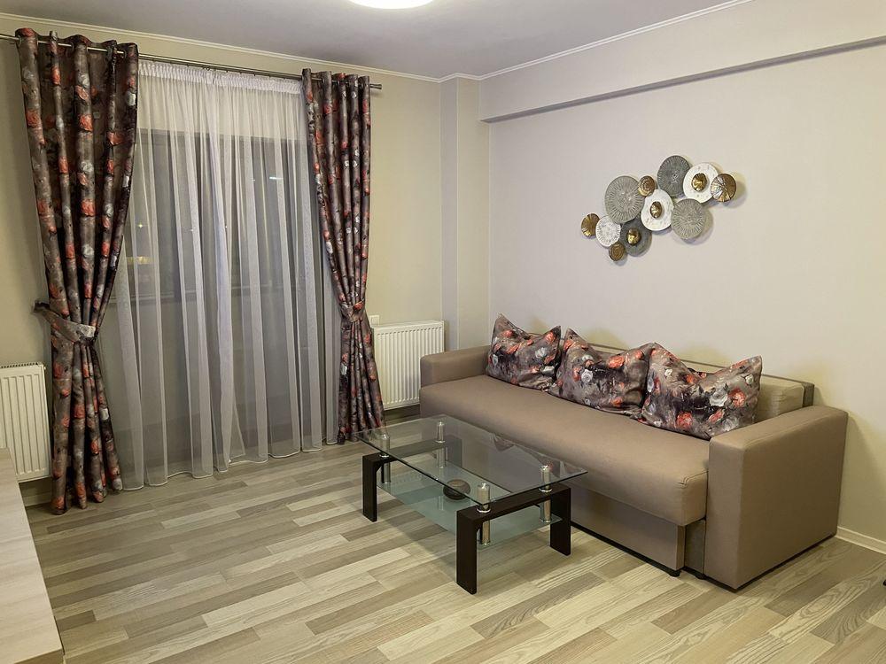 Proprietar | Închiriez apartament 2 camere tip studio str Crinului centru bloc nou