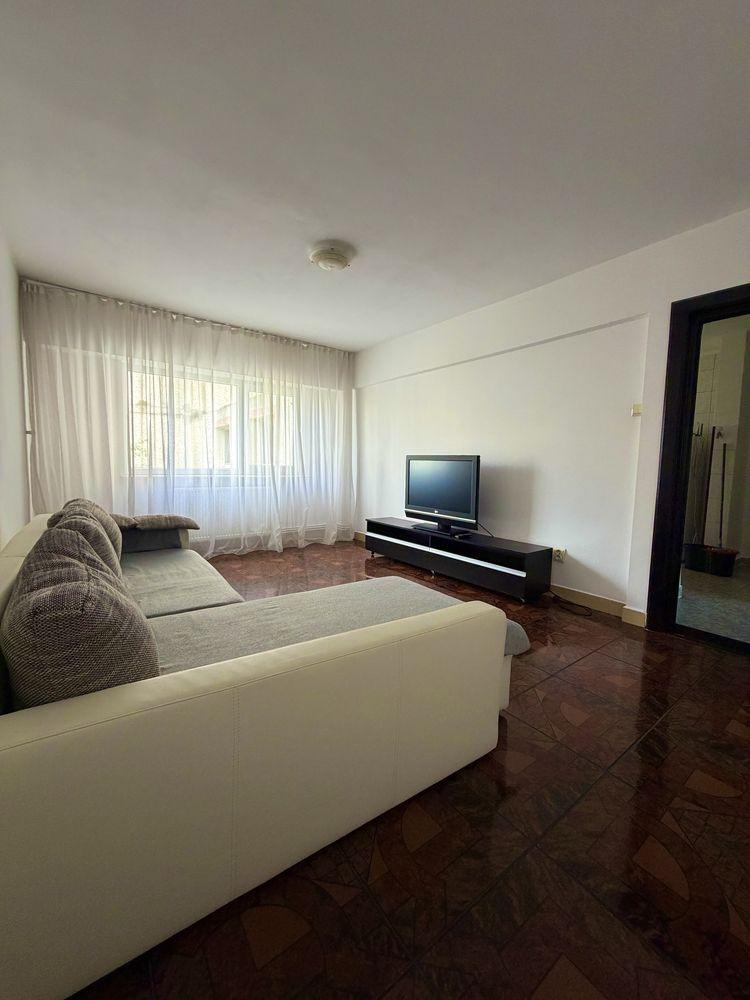 Apartament 3 camerere de inchiriat