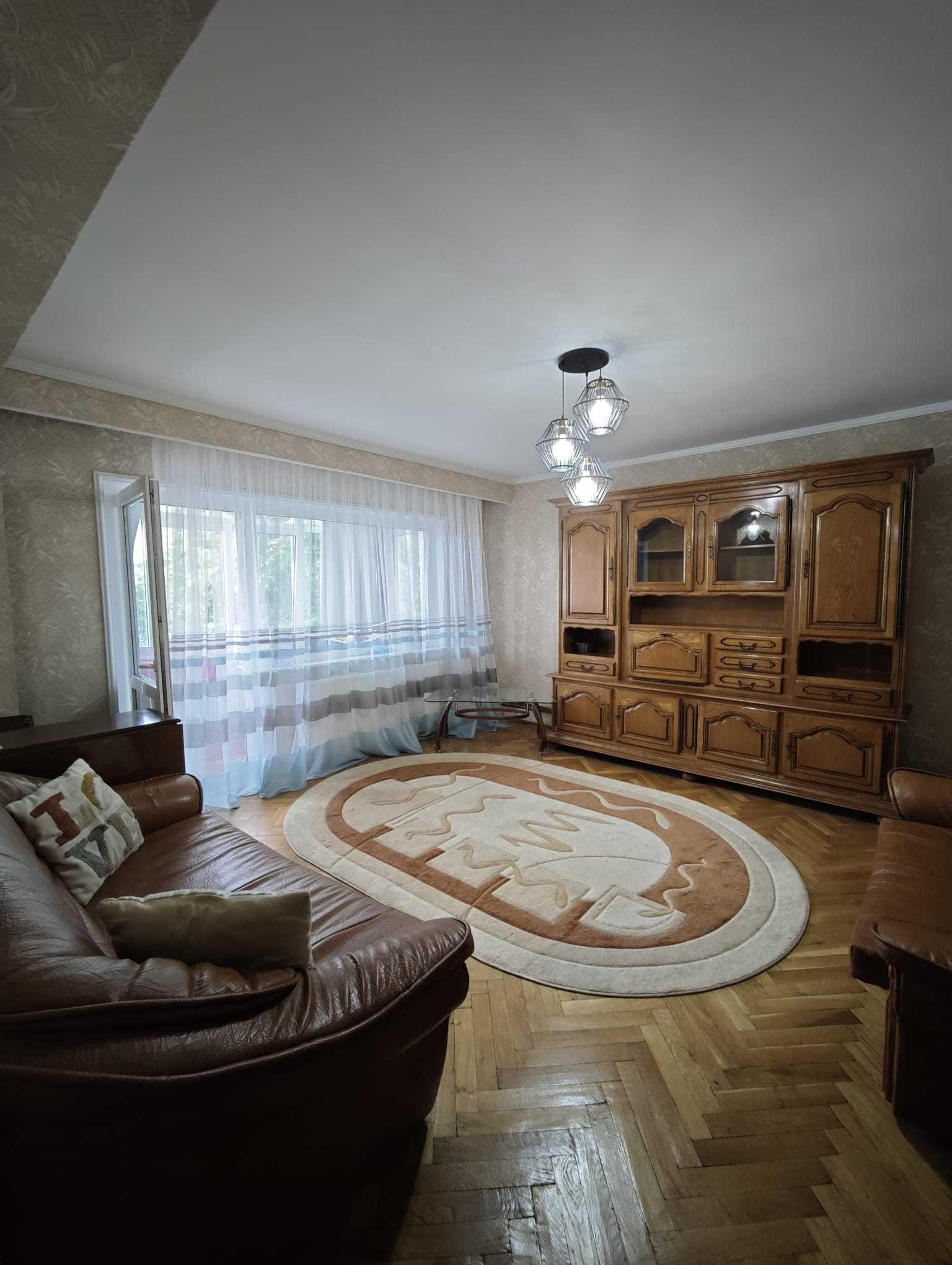 Inchiriere apartament 3 camere