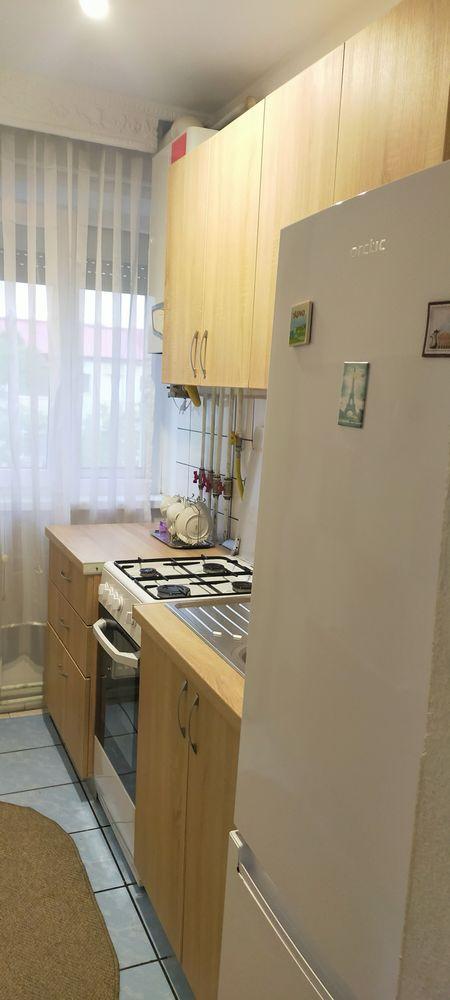 Inchiriez apartament cu 2 camere - imagine 1