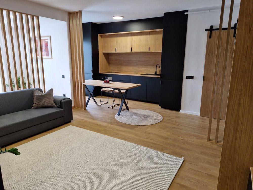 Parc central de inchiriat, superb - imagine 1