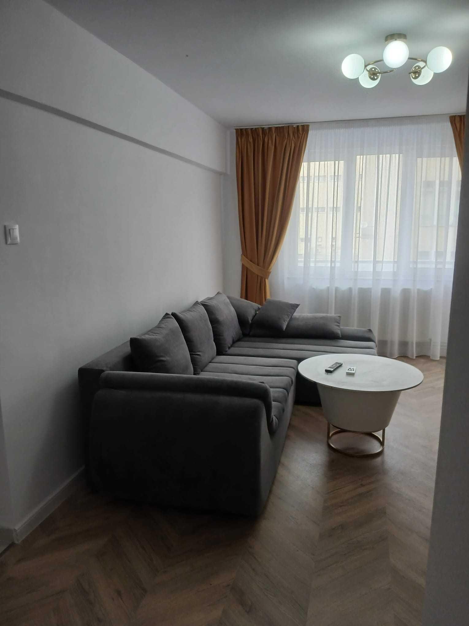 Apartament 3 camere-de inchiriat- zona CEC- Bd. Unirii - imagine 1