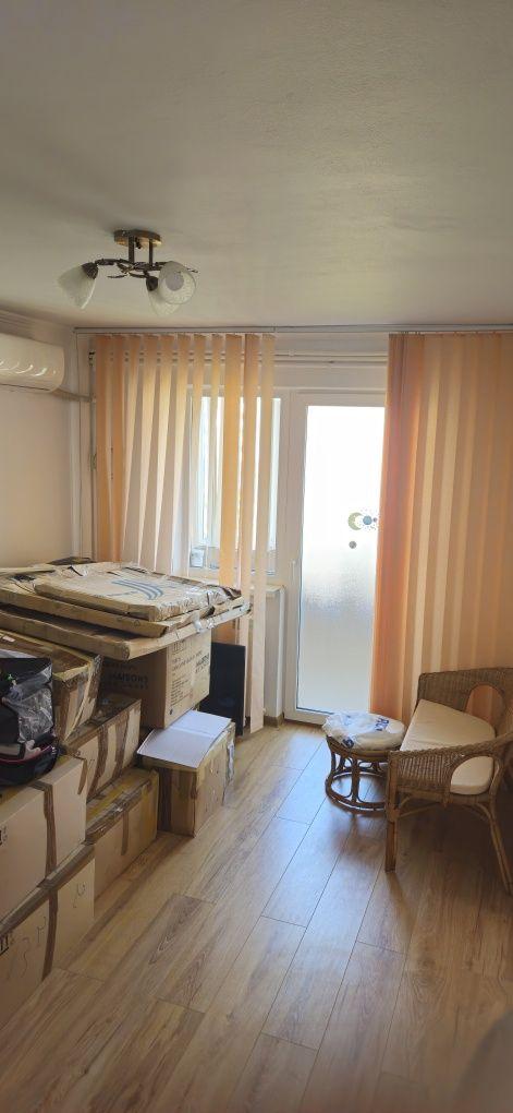Apartament cu doua camere in C-uri ostroveni - imagine 1