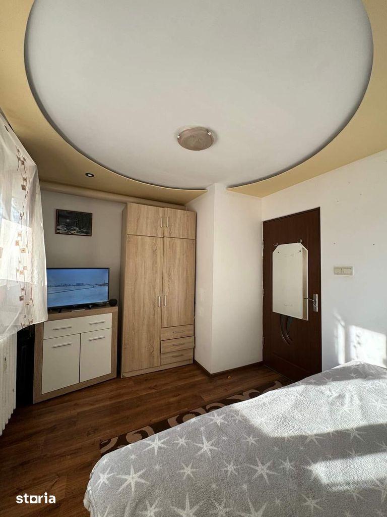 Garsoniera cu bucătărie și baie proprie- separată,20mp,et.2,proprietar