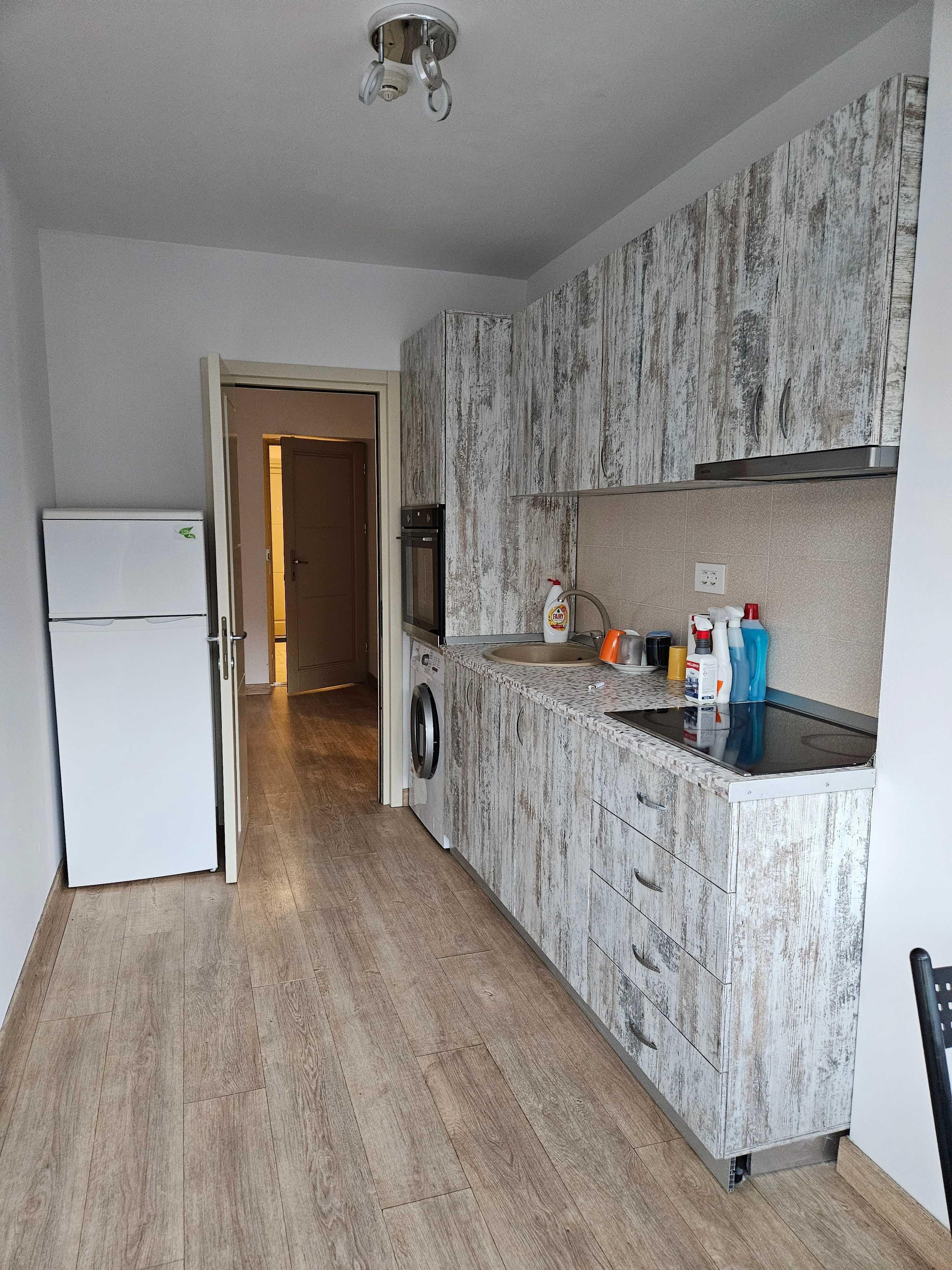 Inchiriez ap 2 camere newton iasi