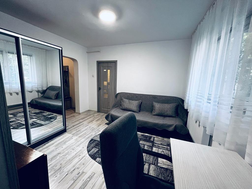 Apartament de inchiriat 2 camere Tutora
