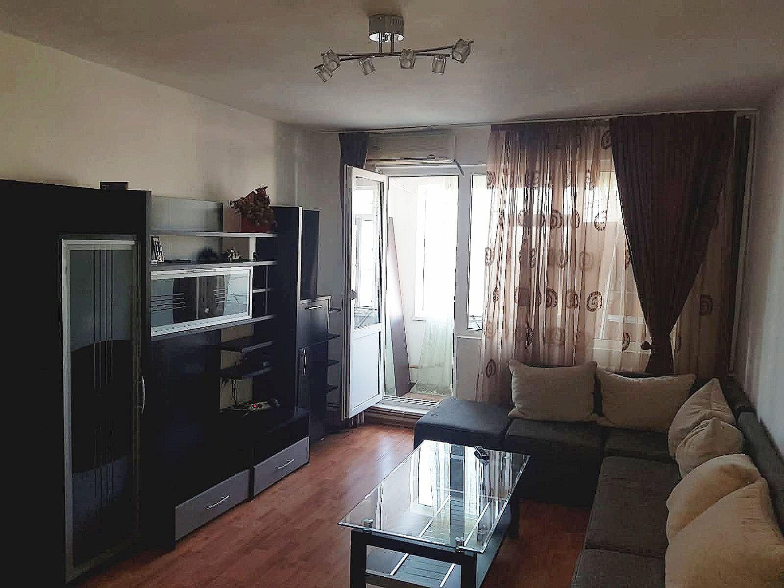 Închiriez apartament cu 2 camere, 54mp, Tătărași.