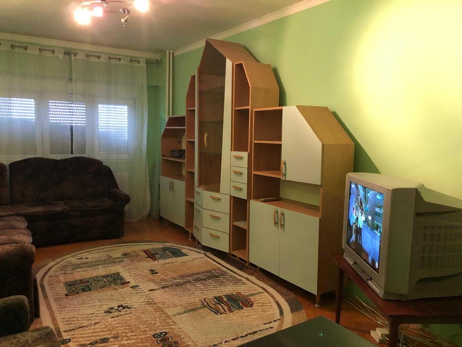 Vând apartament 4 camere Arad Vlaicu - imagine 1