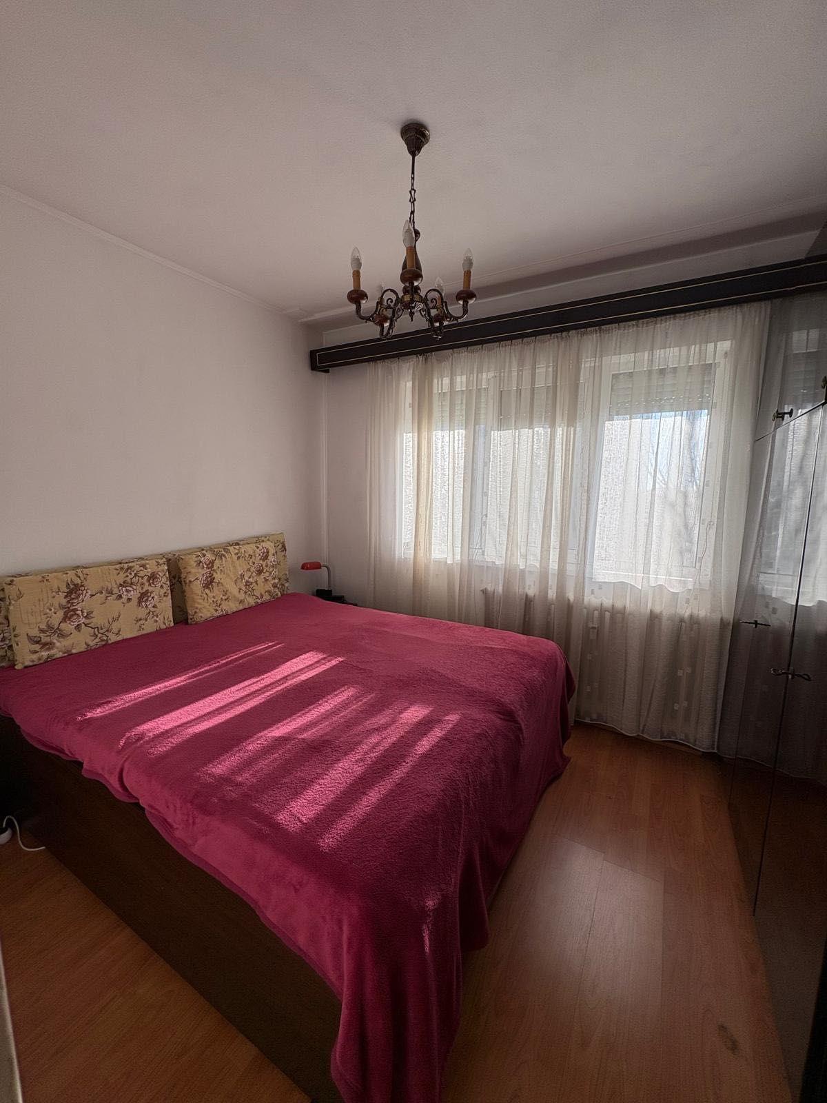 Apartament 4 camere Vlaicu X16, etaj 2 decomandat - direct de la proprietar - imagine 1