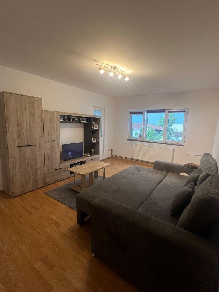 Inchiriez apartament 2 camere cu centrala pe gaz in zona Micalaca