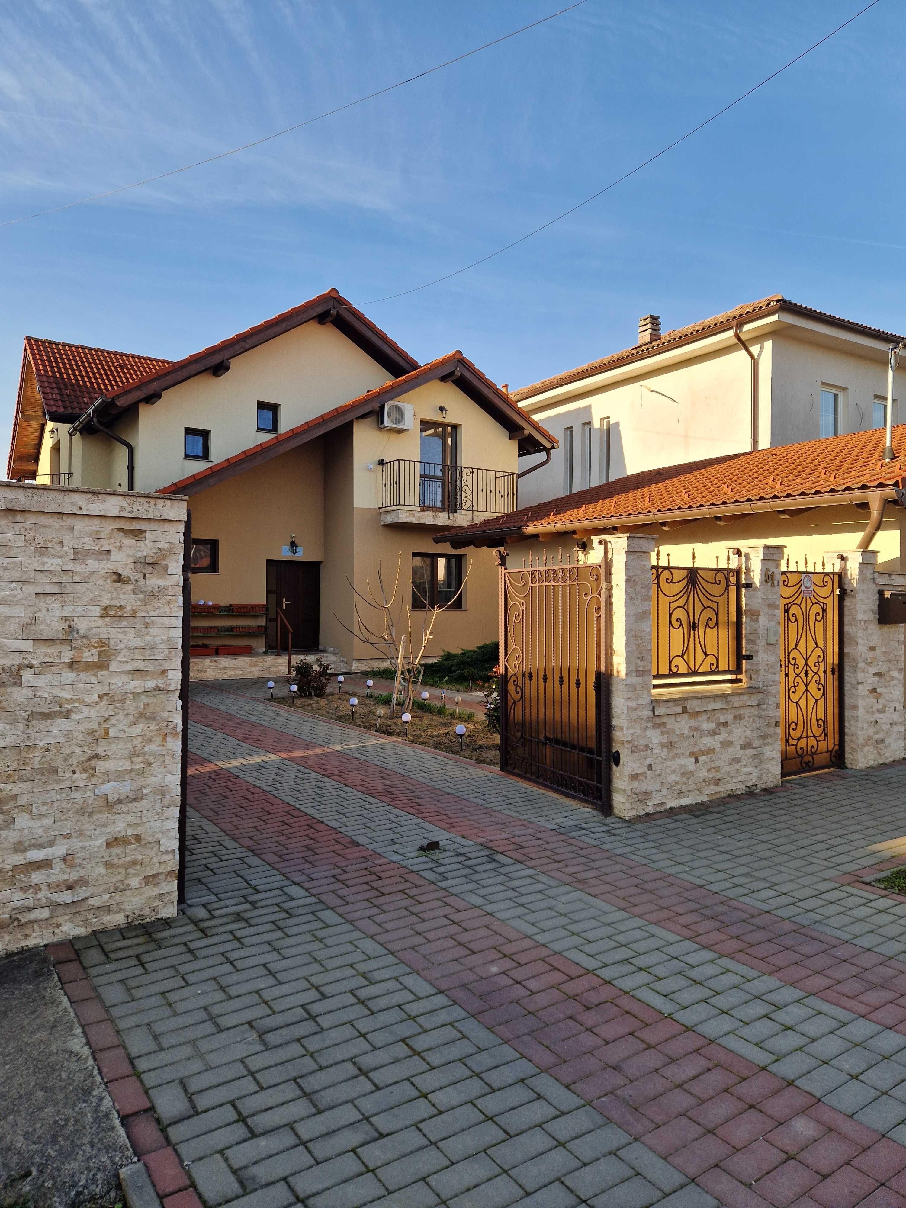 Casă Premium  La Cheie  în Bujac , Infrastructură Completă, Mutare Imediată! (Proprietar)