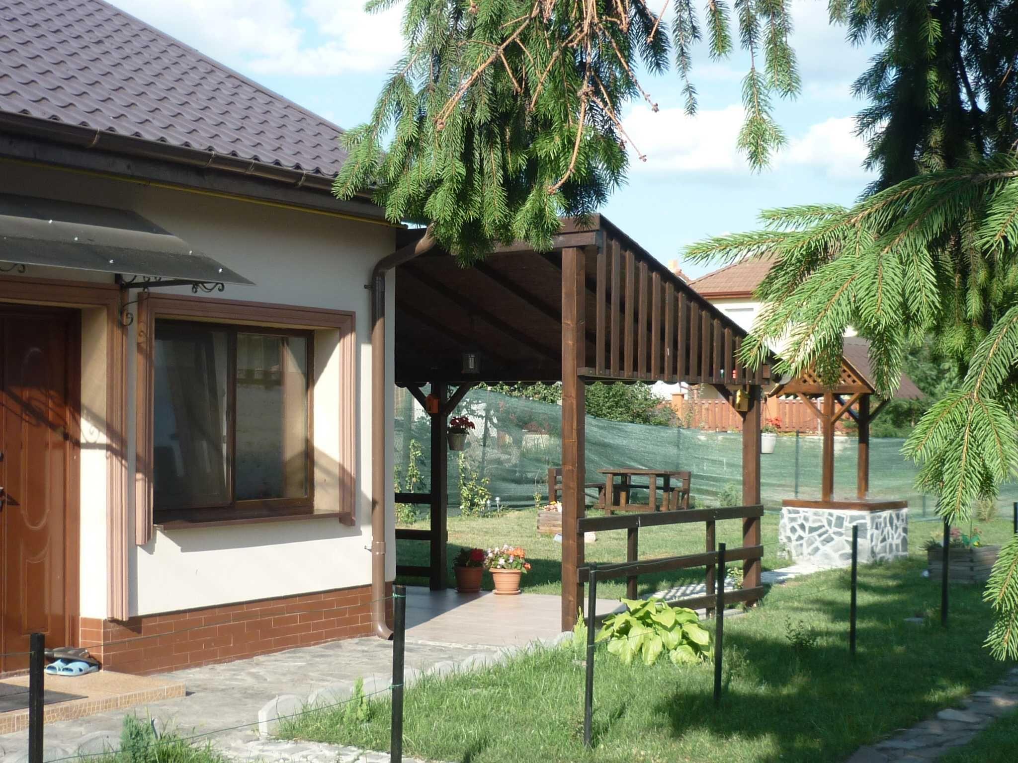 INCHIRIEZ casa in Gradiste