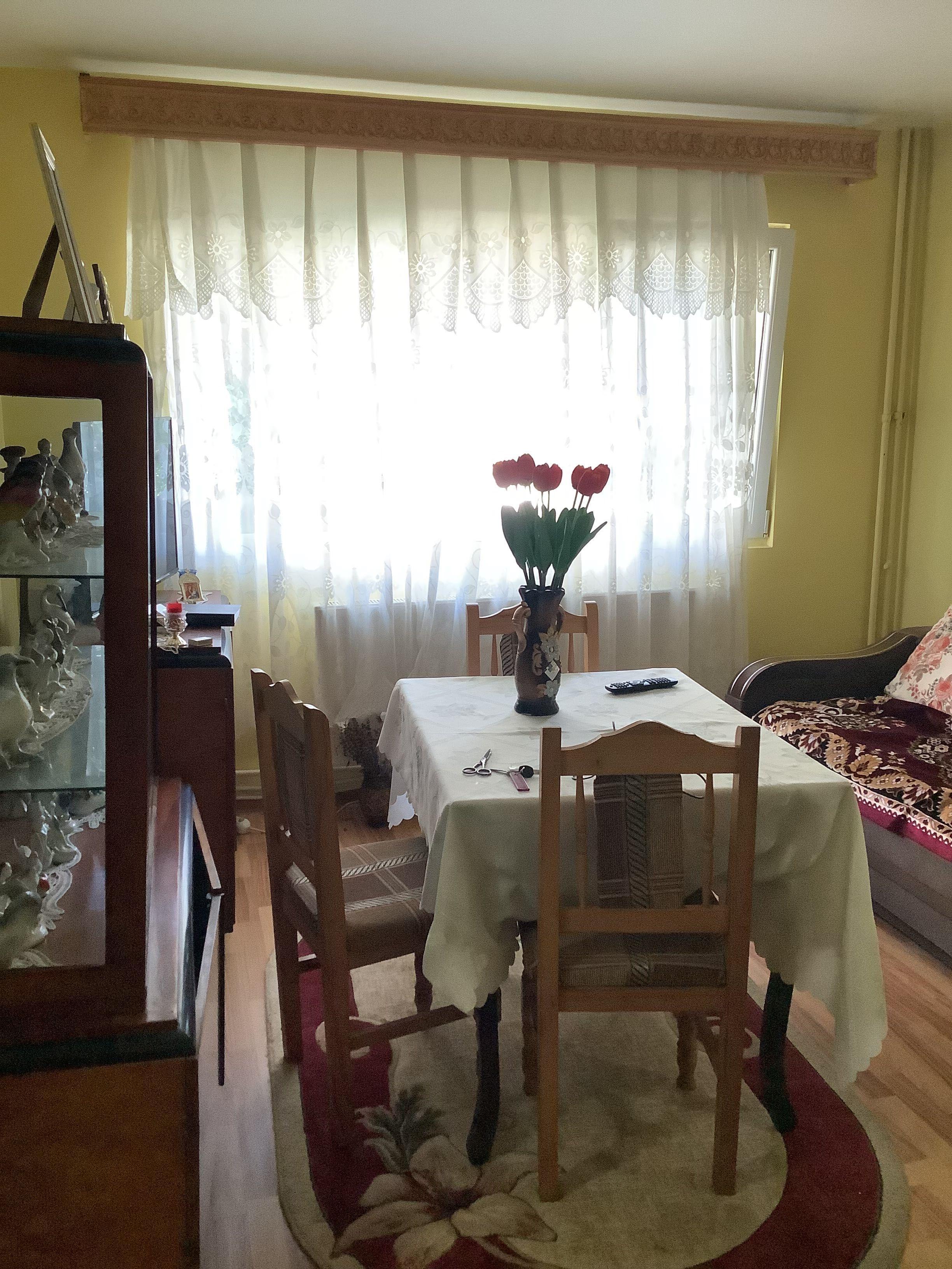 apartament semidecomandat 50mp Aviatorilor bacau