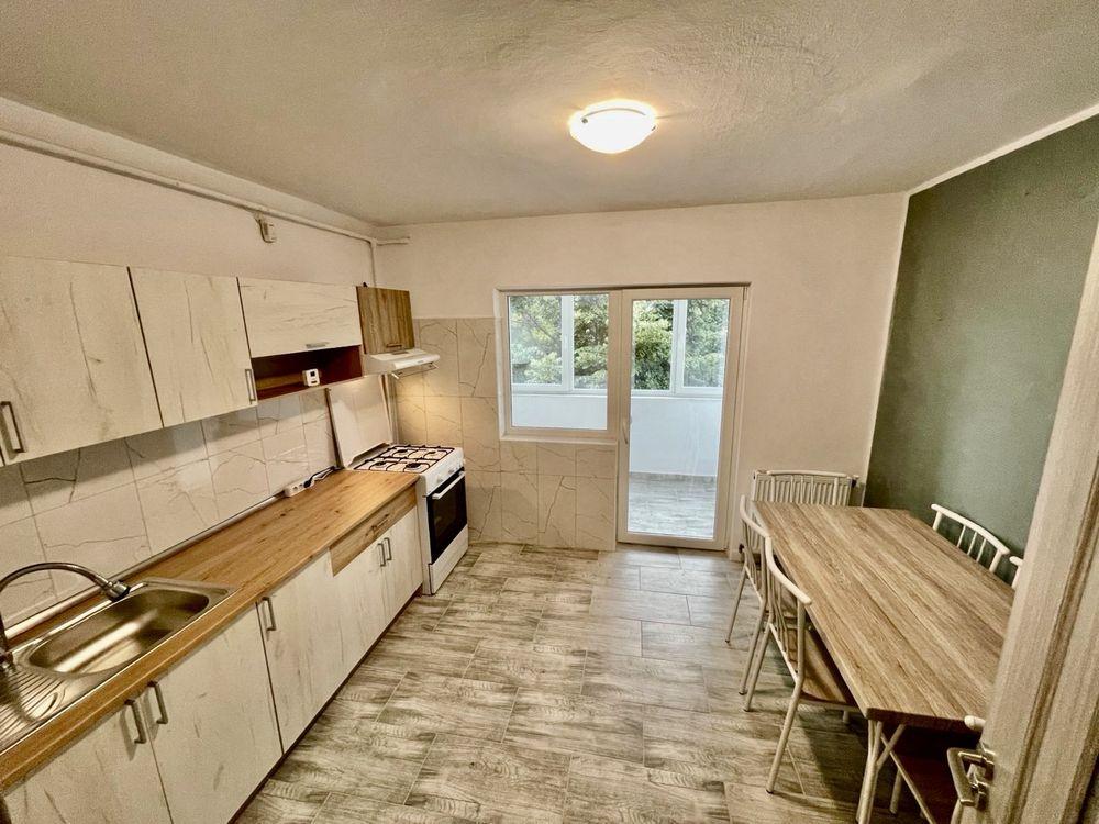 Inchiriez Apartamet 3 Camere Decomandat Prima Inchiriere Bistrita Lac - imagine 1