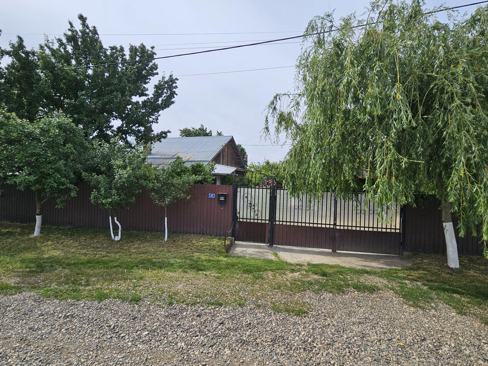 Proprietar, vând casă la țară. - imagine 1