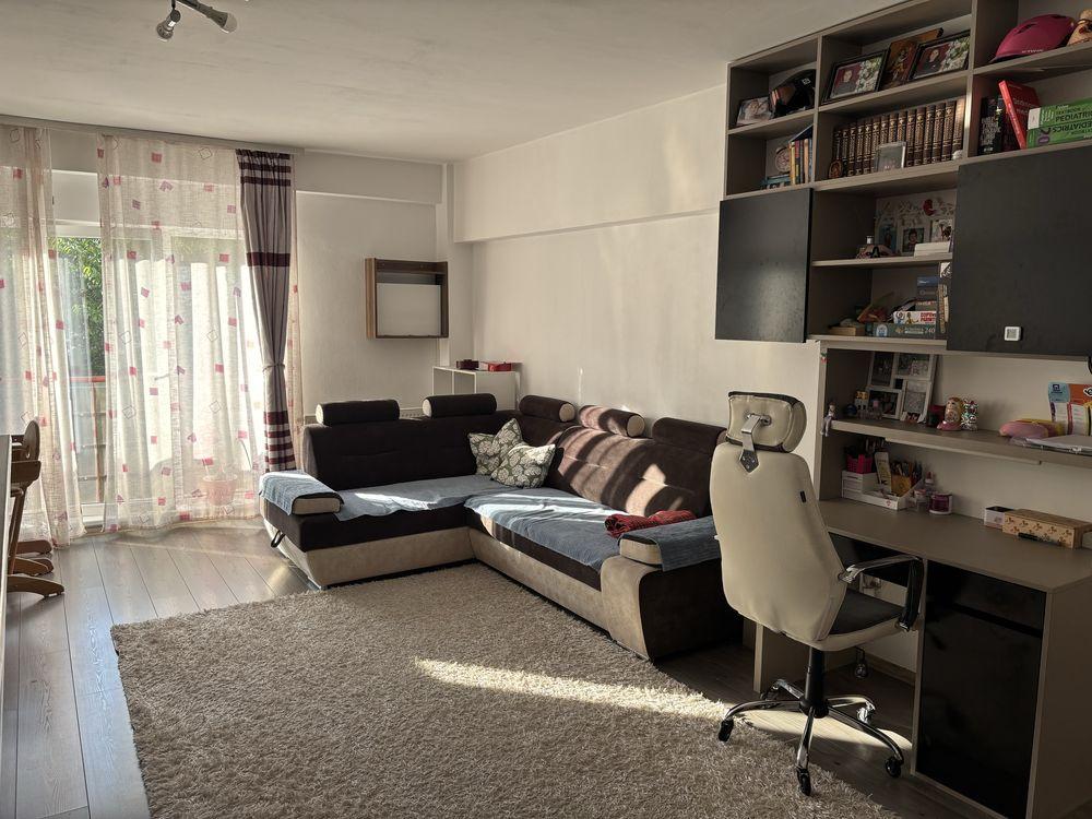 Apartament 2 camere, 60m2, etaj 3/4, cartier Strand - imagine 1