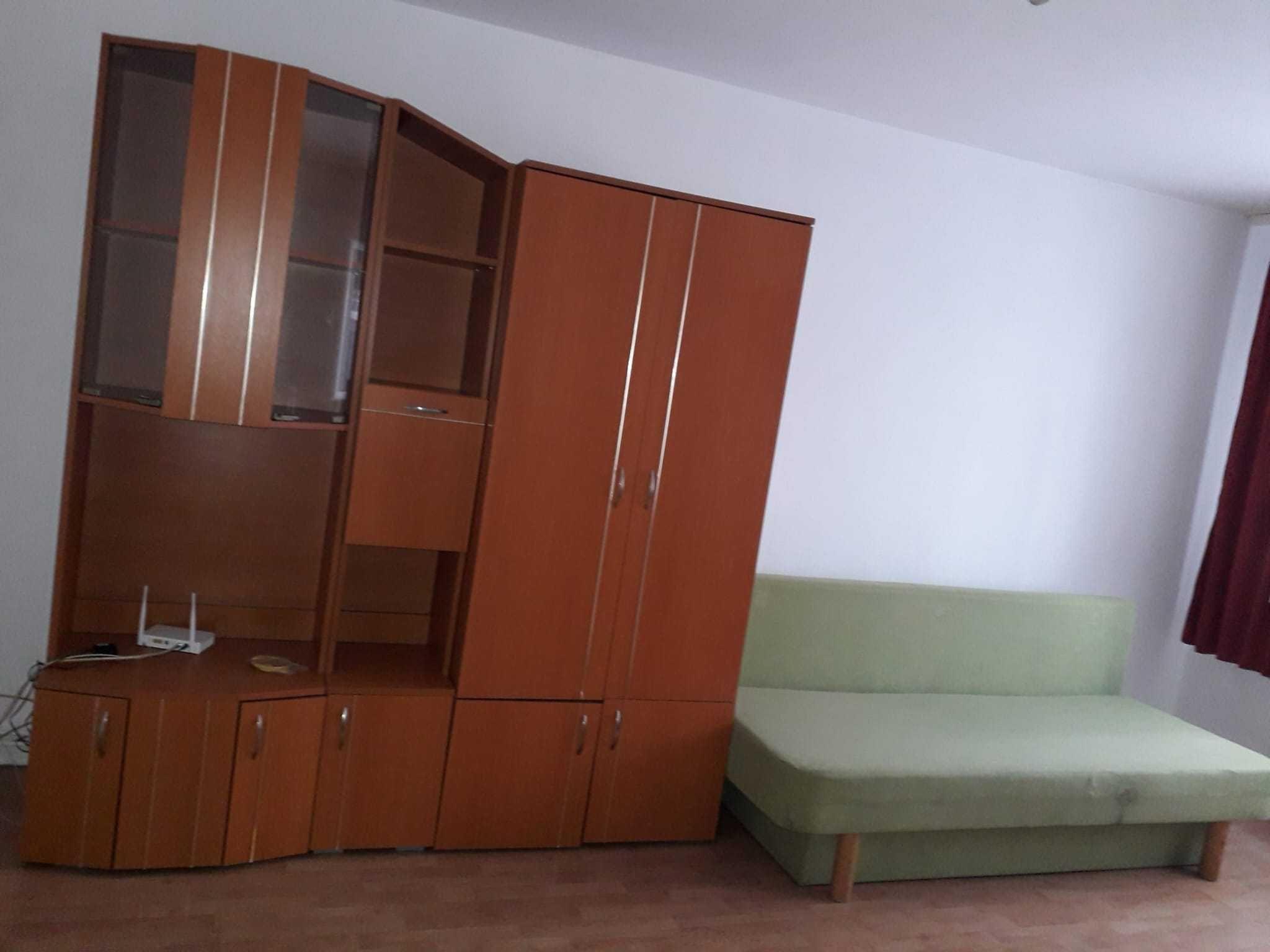 Inchiriez garsoniera in Vasile Aaron - imagine 1