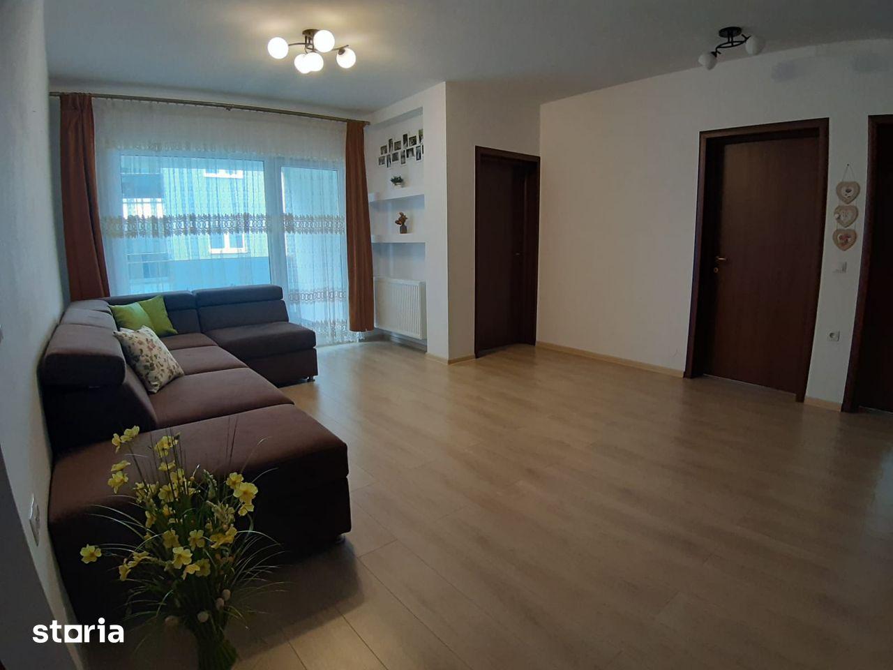 Apartament 3 camere, cartier Kogalniceanu, Turnisor, balcon, lift - imagine 1