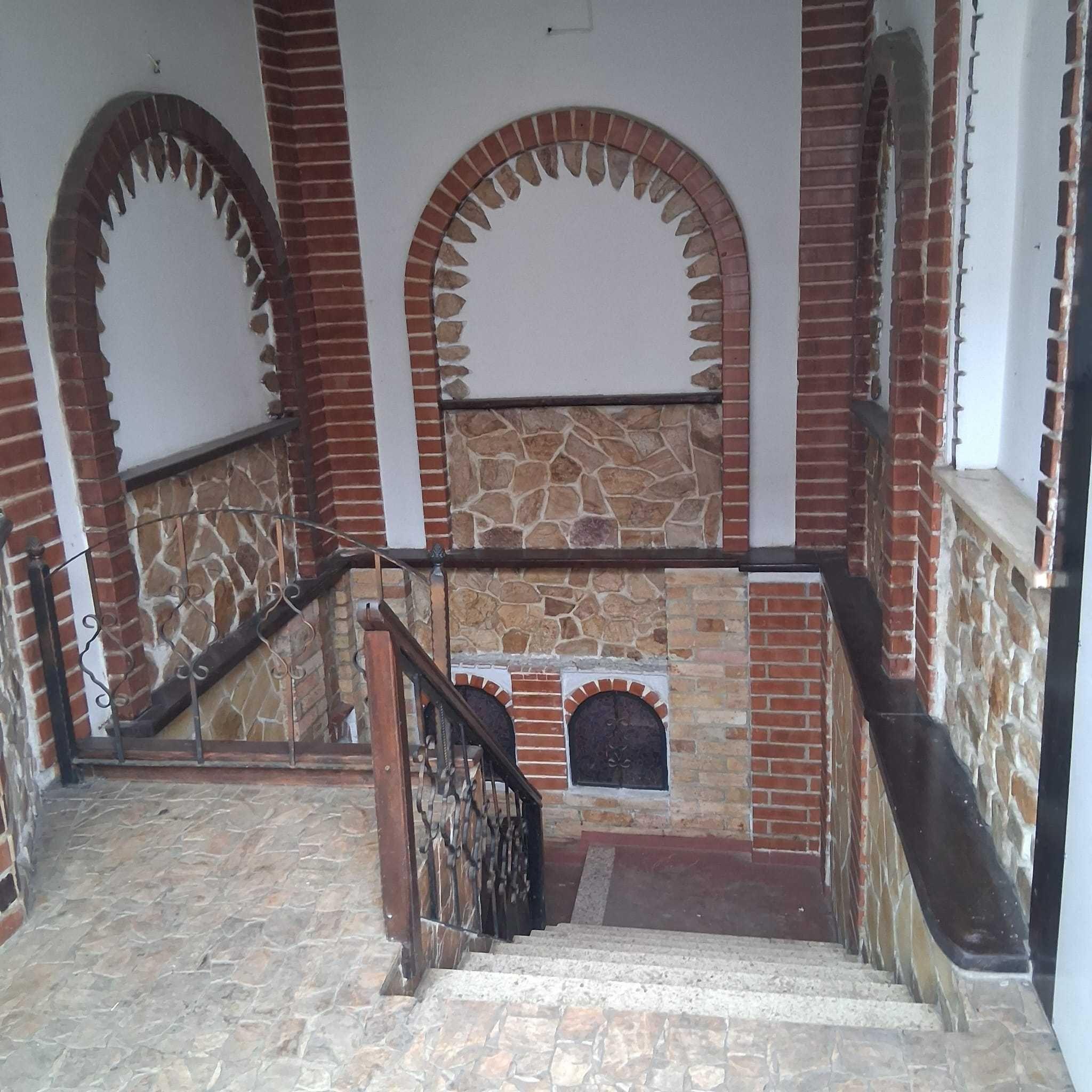 Spațiu comercial demisol – Piata Mica, Aleea Comercială
