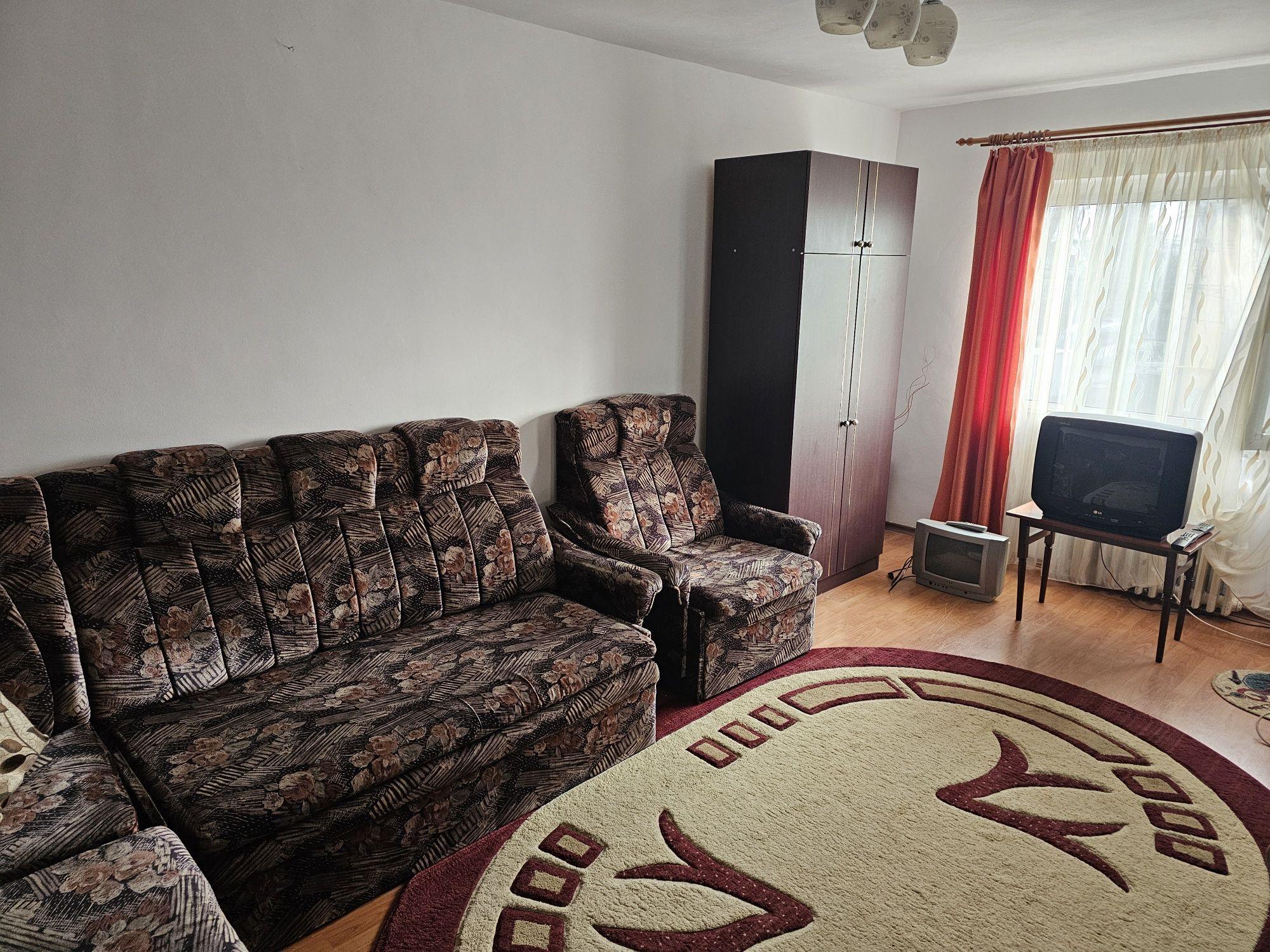 Apartament 2 camere decomandat de închiriat - imagine 1
