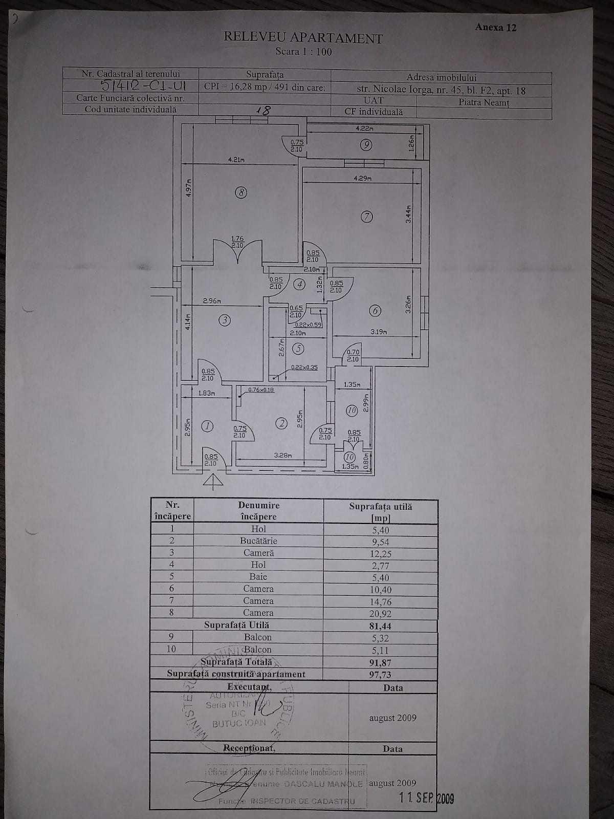 Vand apartament cu 4 camere si boxa - imagine 1