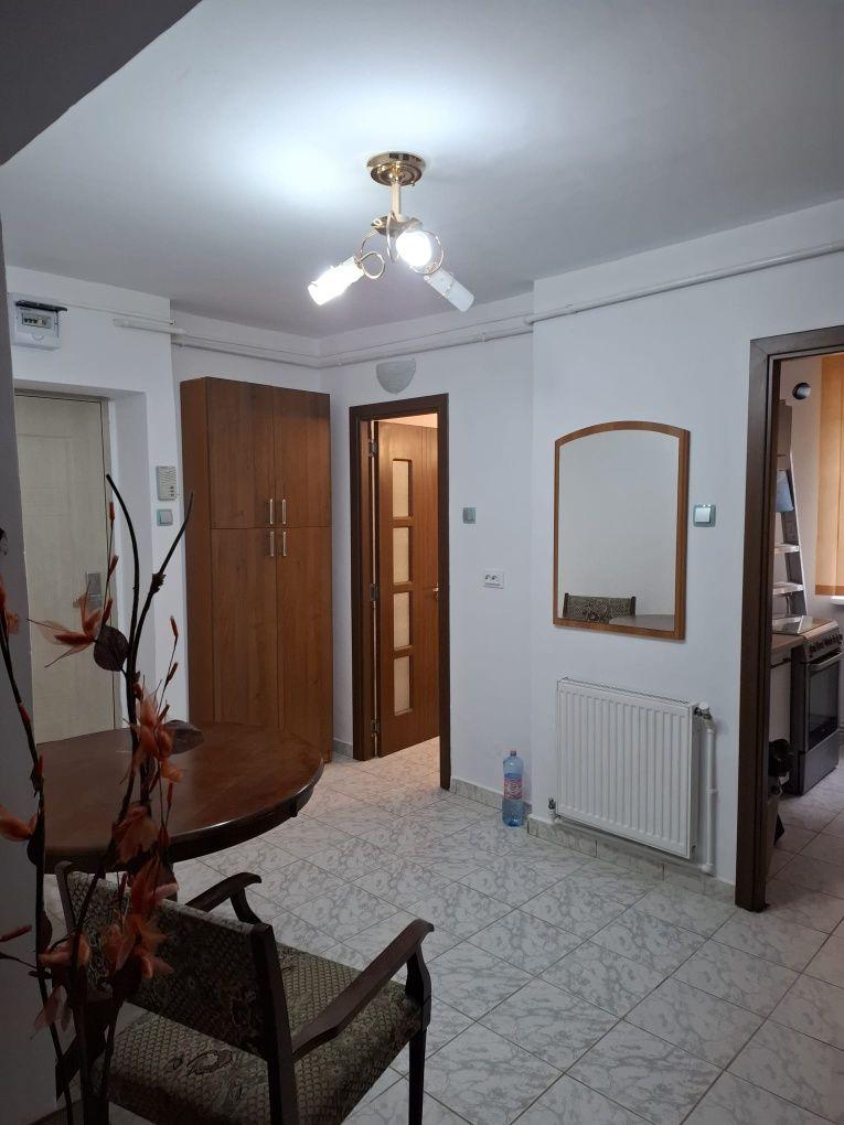 Apartament 3 camere de închiriat zona Precista /  Carrefour / Mall