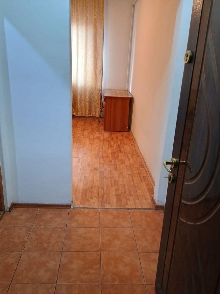 Vând garsonieră Bulevardul Ecaterina Teodoroiu - imagine 1