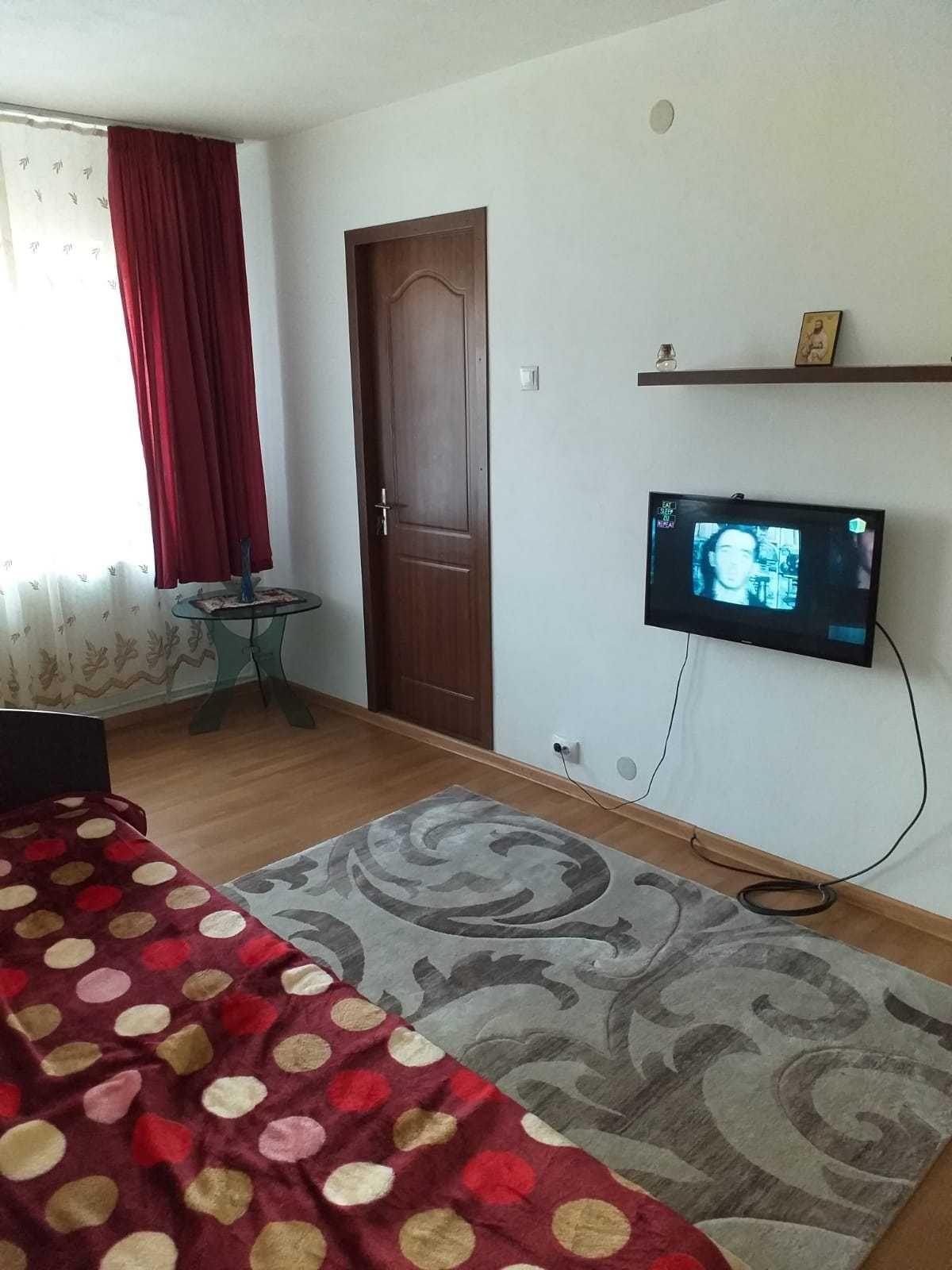 Garsonieră de închiriat