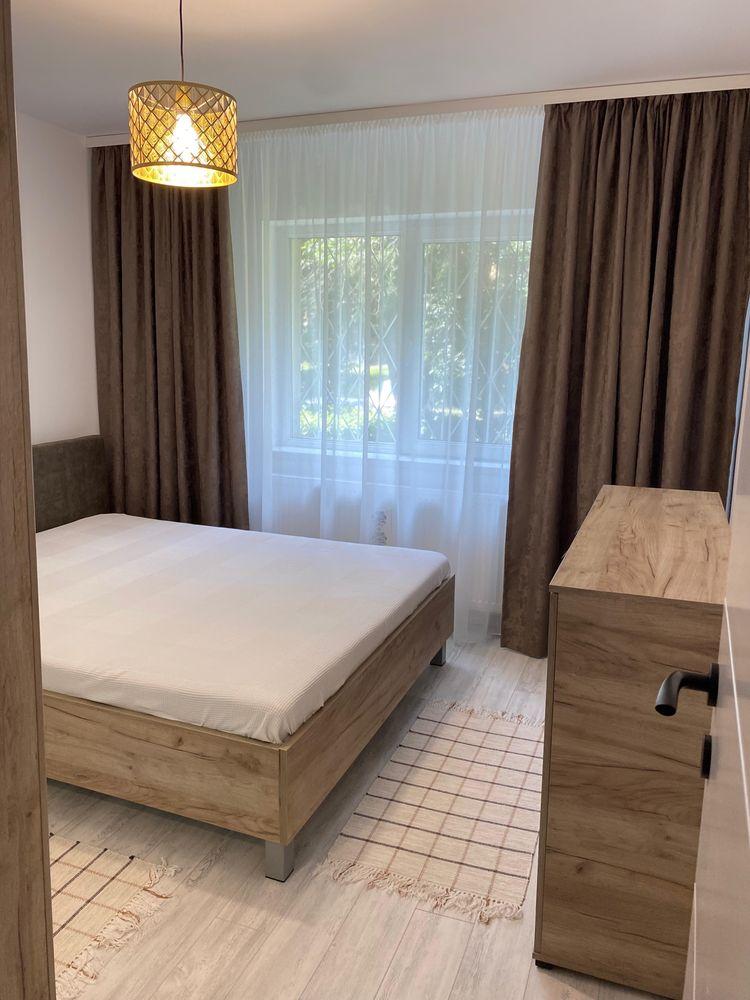 Apartament cu 2 camere de închiriat