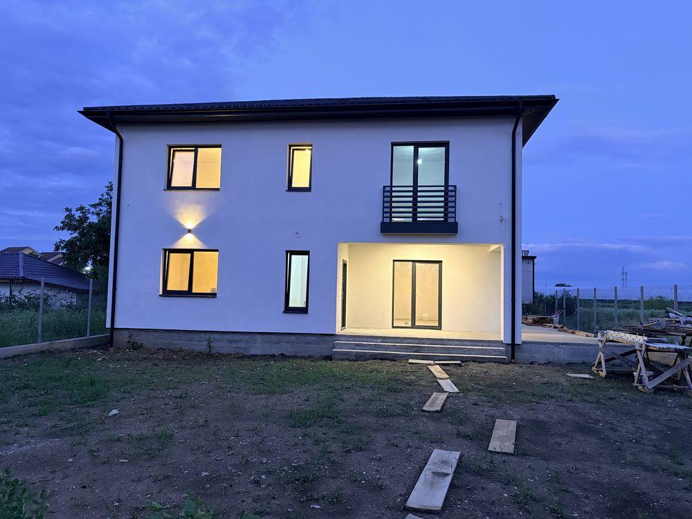 Casa noua de vanzare - Ulmi, strada Grecului - imagine 1