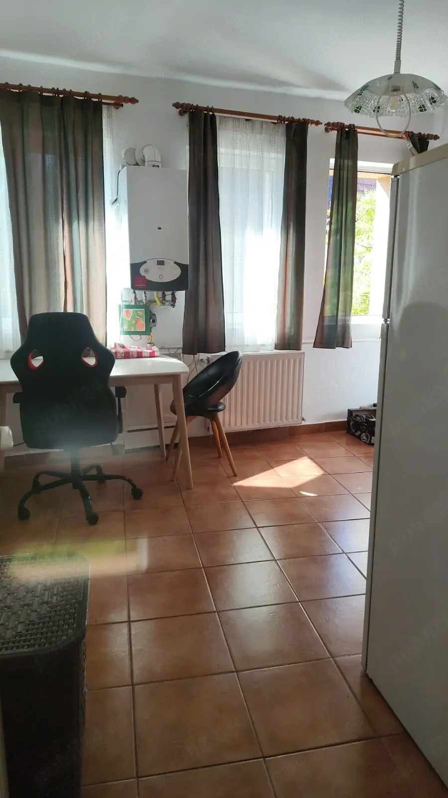 PF Inchiriez apartament in centru
