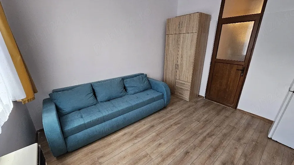 Închiriez garsonieră tip cămin