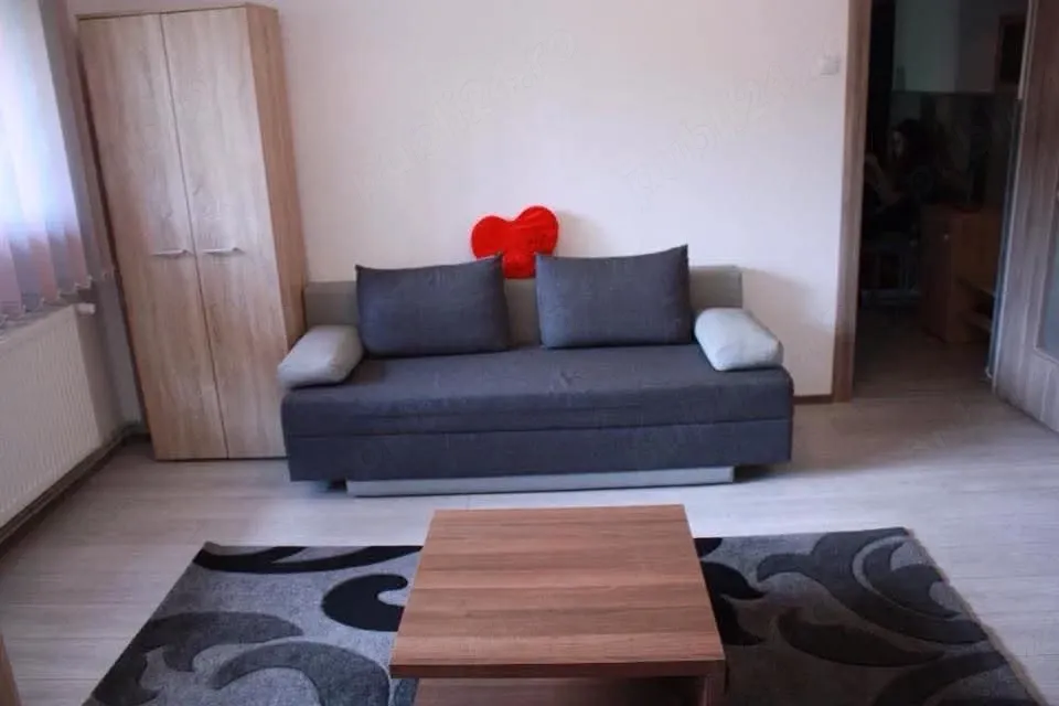 Apartament 2 camere strada uranus - imagine 1