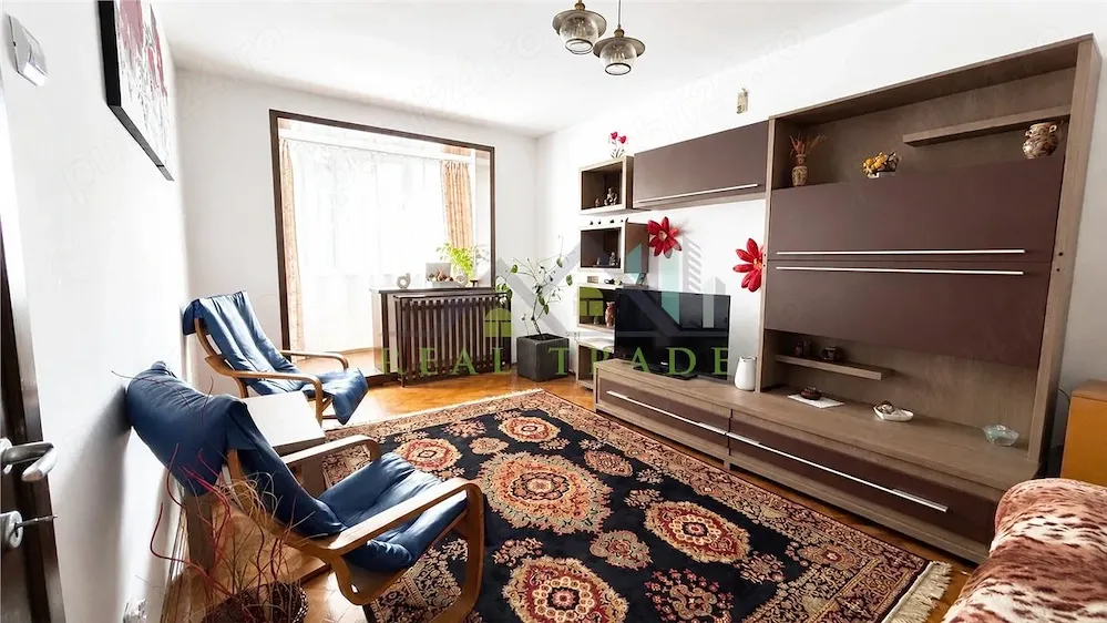 Apartament 3 camere decomandat, etaj intermediar mobilat si utilat, zona Garii