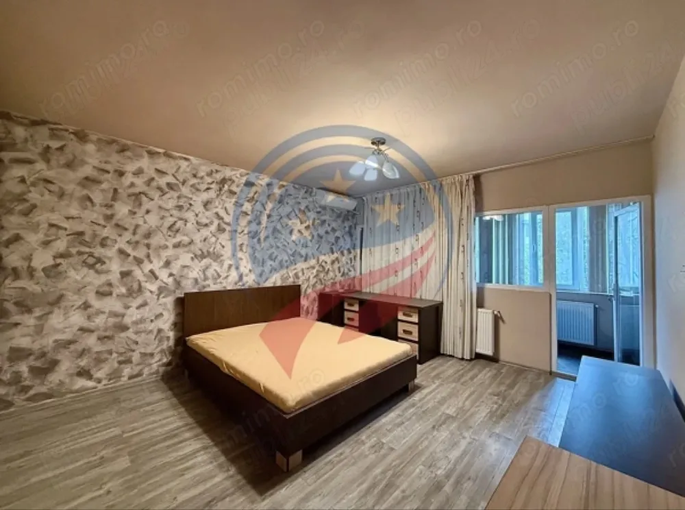 Închiriez apartament