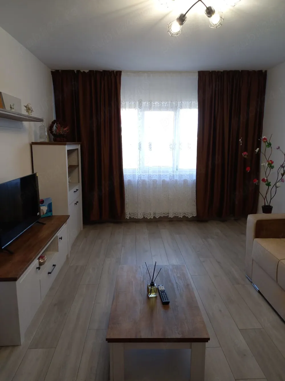 Inchiriere apartament doua camere  Craiova