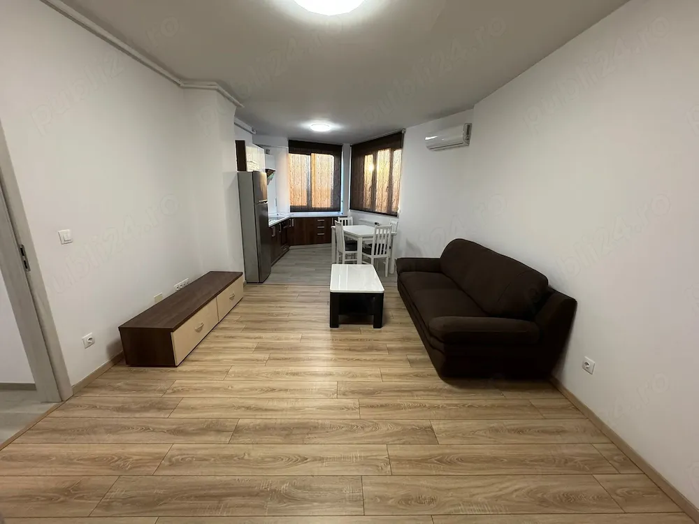 Inchiriez Apartament 2 camere zona Cantemir