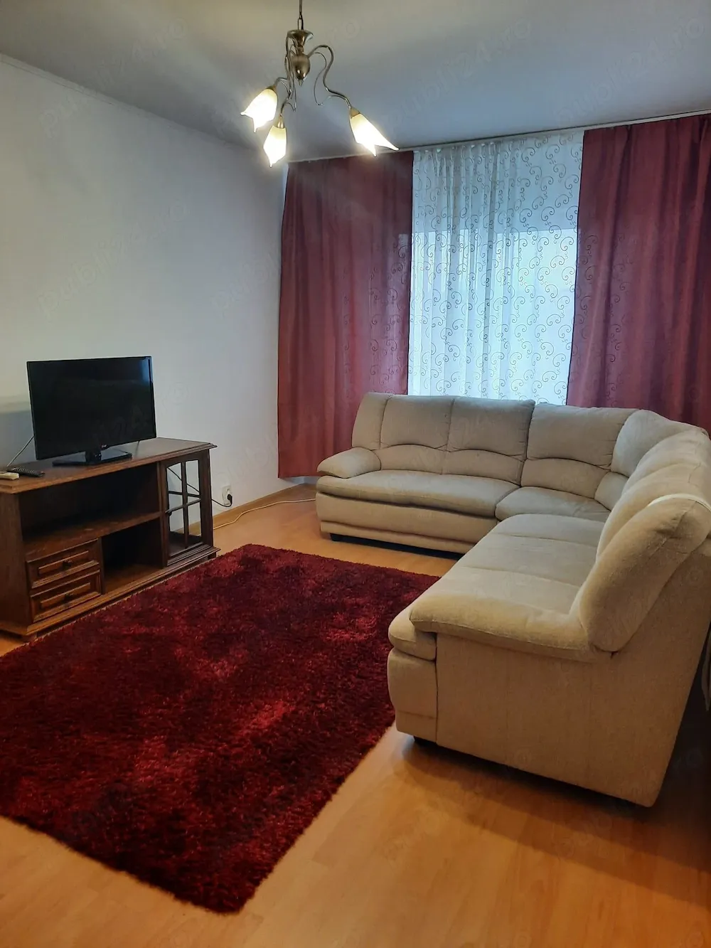 Apartament 3 camere luminos și primitor Malu Roșu   Elena Doamna - imagine 1