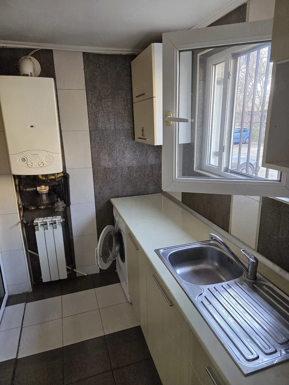 Închiriez apartament 2 camere zona ferentari iacob andrei - imagine 1