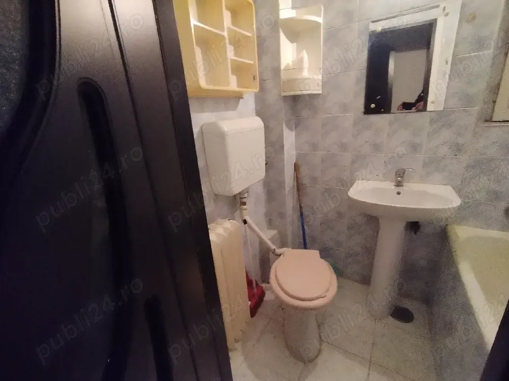 particular vând apartament cu doua camere decomandat confort doi