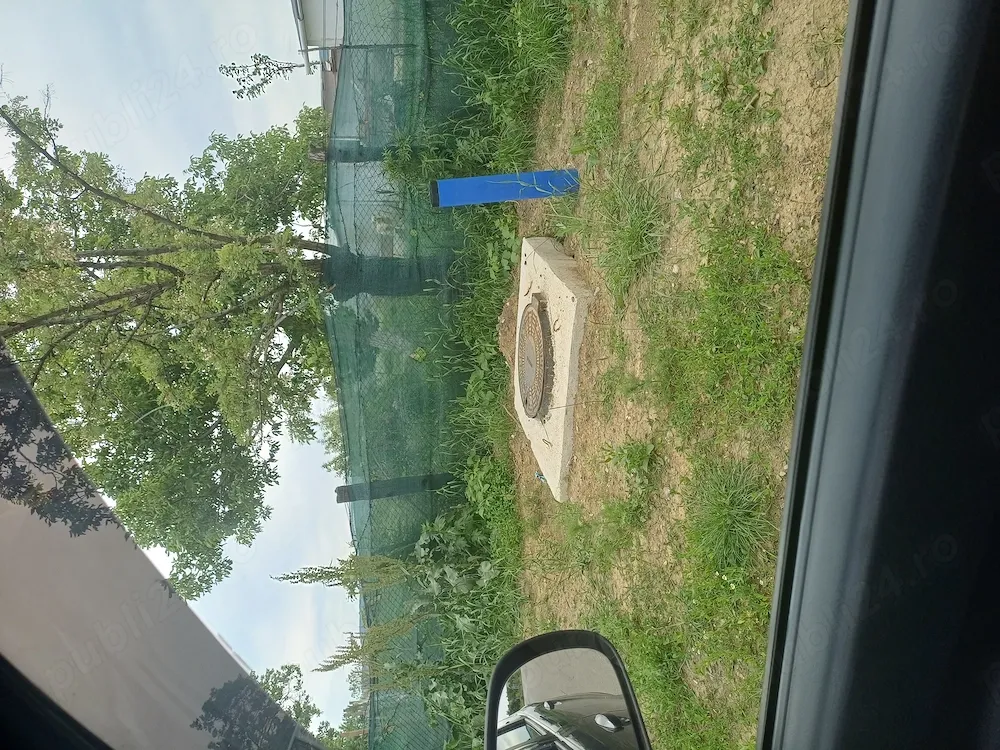 Teren intravilan,loc de casa toate, utilitatile.(gaz.Apa,CE) la 20 m
