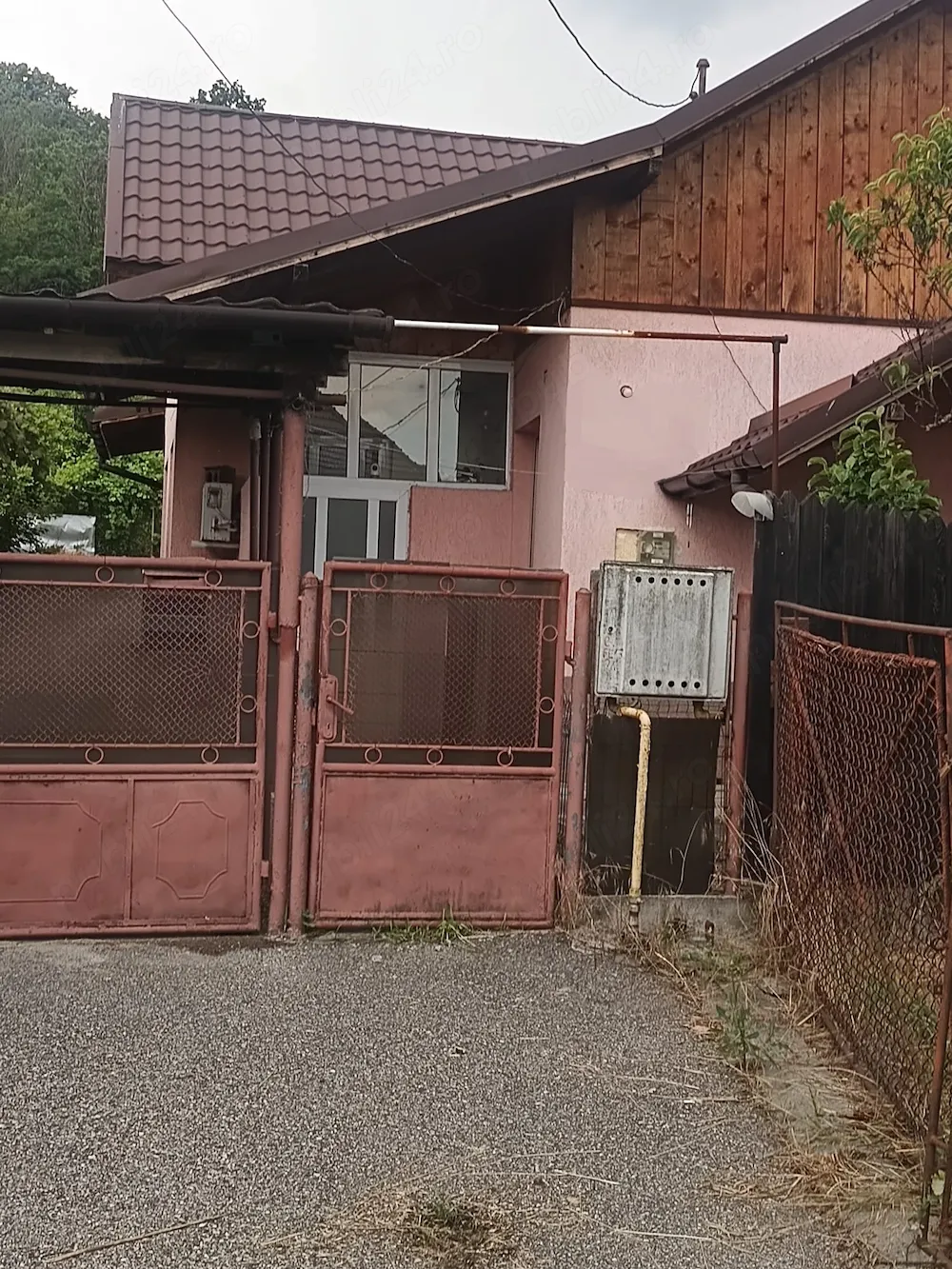 **CASA DE VANZARE** - 3 dormitoare, mobilata, 1187mp, zona Cetatuia - imagine 1