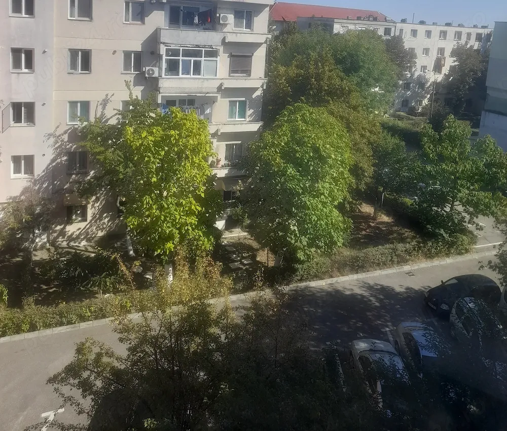 Apartament cu 4 camere