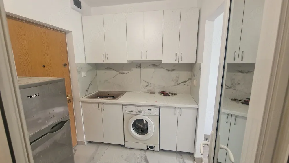 Garsoniera renovata 1200 lei