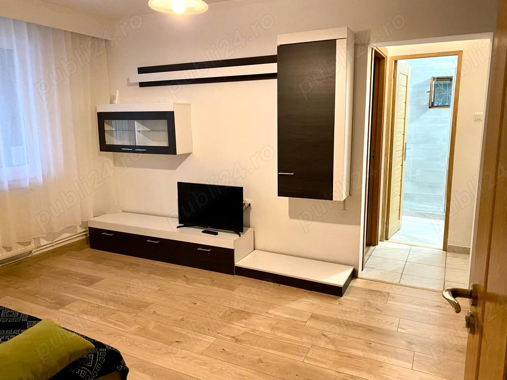 Inchiriez apartament 2 cam parter (și periode scurte...)