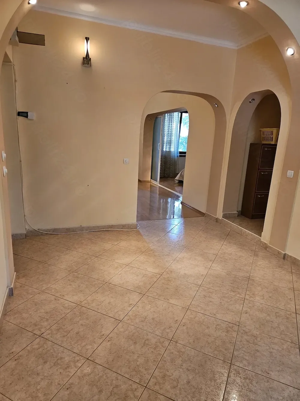 Vand apartament 3 camere Braila zona Garii