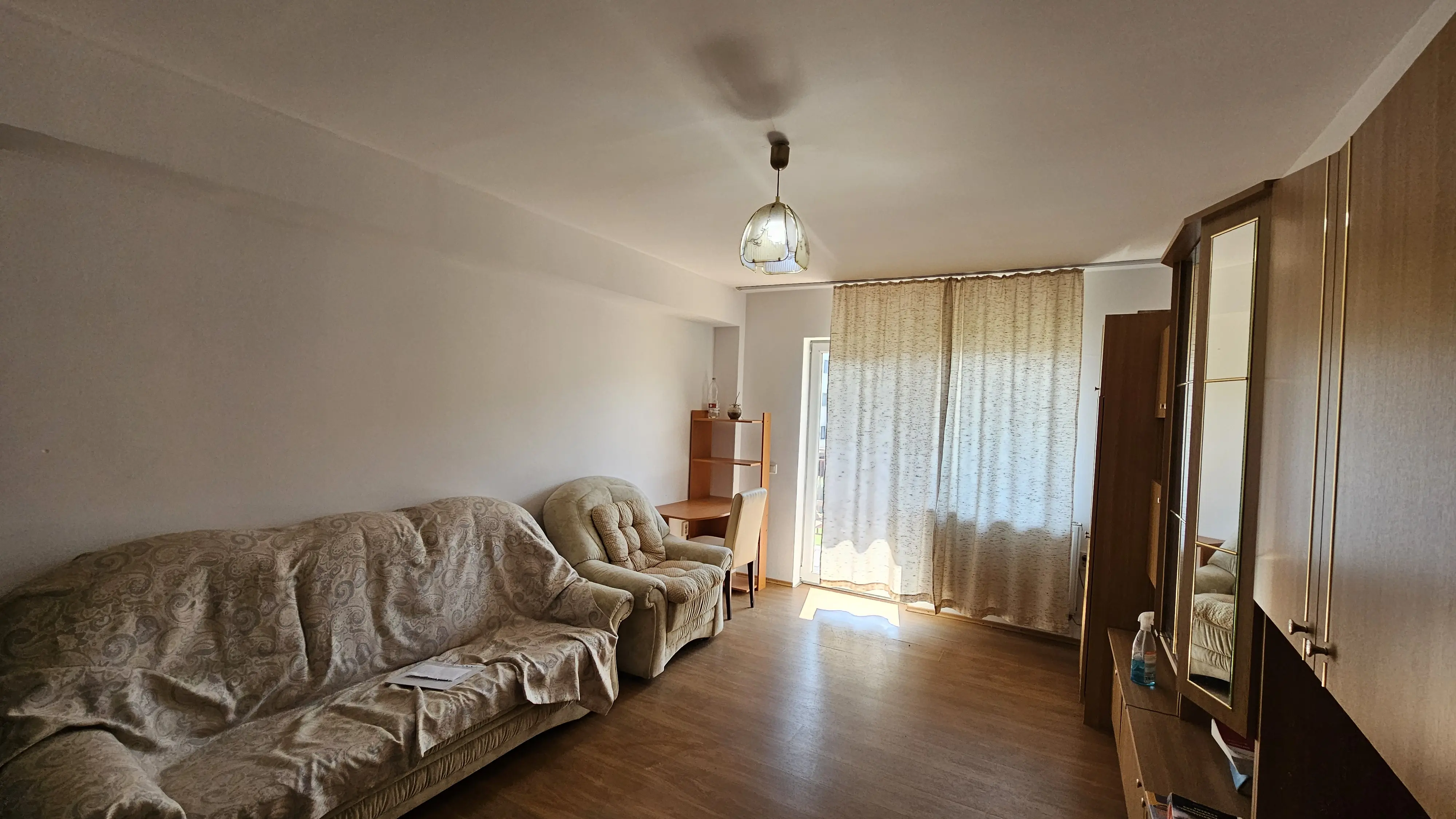 Vanzare apartament 2 camere, zona Stejarului, Floresti!