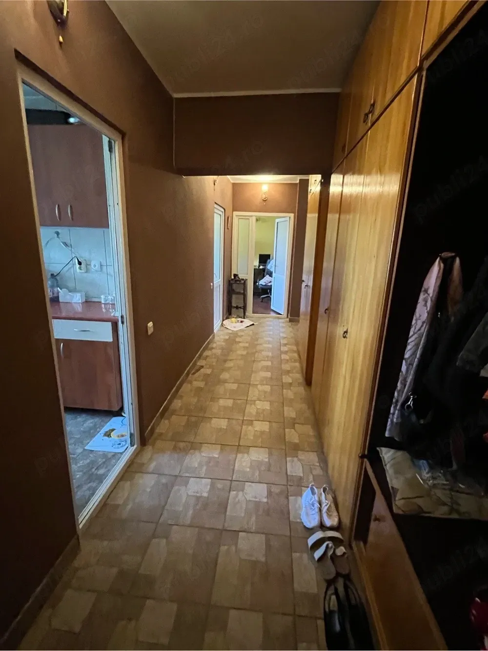 apartament 4 camere - imagine 1