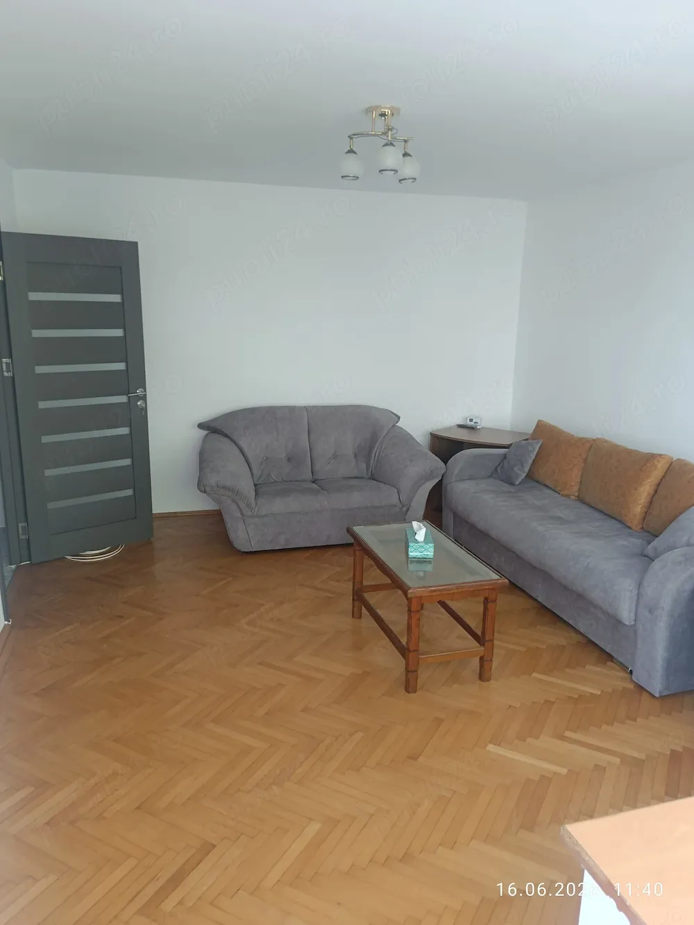 Apartament de închiriat - imagine 1